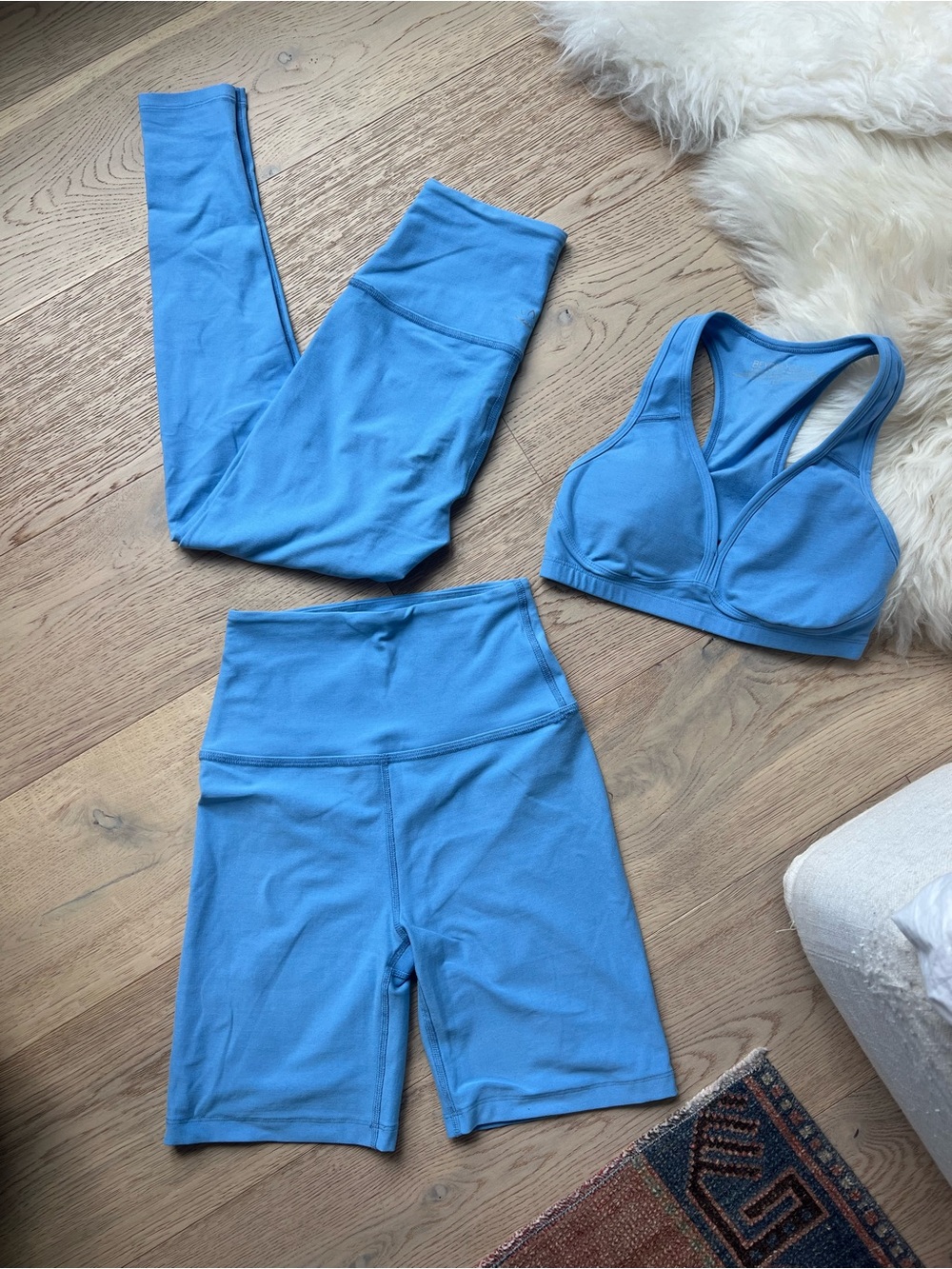 Beyond Yoga 3 Piece Set | Sports Bra, Leggings & Bike Shorts